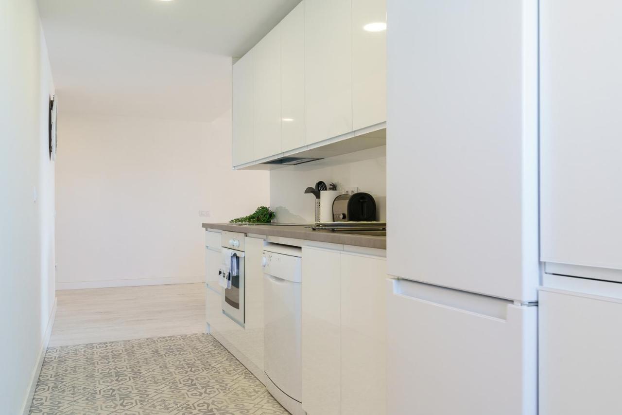 Malagasuite Living Coast Фуэнхирола Экстерьер фото